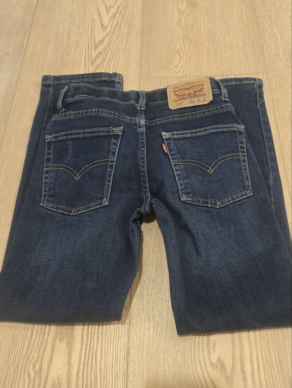 Levi's 511 Boy's Slim Straight Jeans in Dark Indigo, Size 10R, W25, L26 - Picture 2 of 7